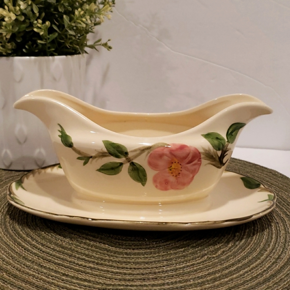 FRANCISCAN VINTAGE ROSE ~ Vintage Gravy Boat with Attached Underplate, 1973